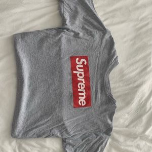 Supreme t shirt